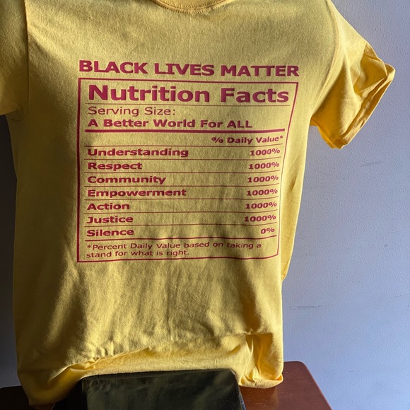 Black lives matter T-shirt - Picture 3 of 3